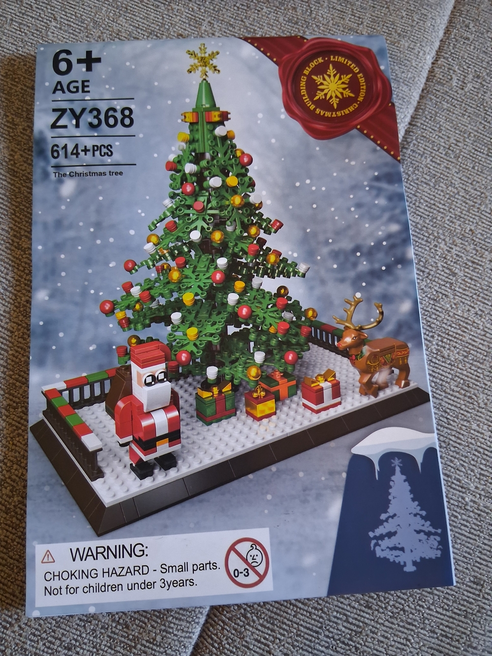 Kids Holiday Building Set - Green Christmas Tree with Santa & Reindeer